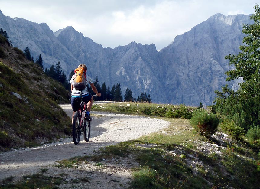 Mountainbiketour - Plumsjochhütte