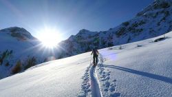 Wer auf Tourenski umsteigt, darf die Mühen nicht scheuen, erlebt aber Großartiges.