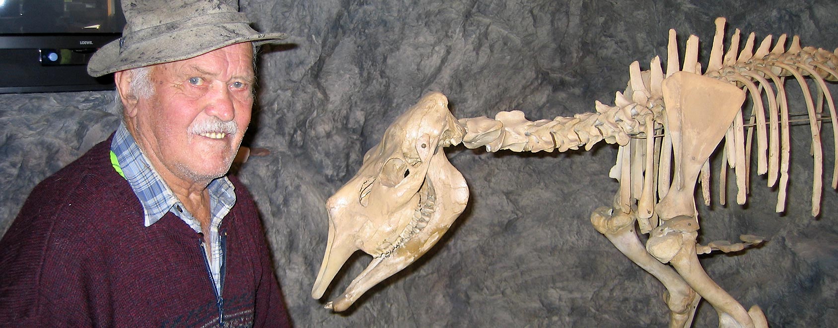 HISTORISCHES - Der legendäre Pleisen-Toni und seine Hütte