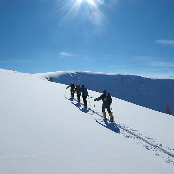 Skitour mit Wellness und Wildnis