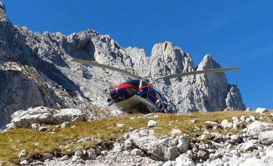 Bergrettung mit Helikopter - Bild Heinz Hummel (Pixabay)