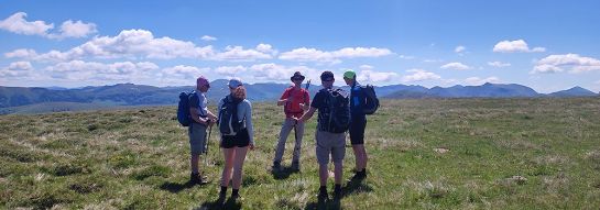 Elias erzählt auf dem Nockberge-Trail vom Speik